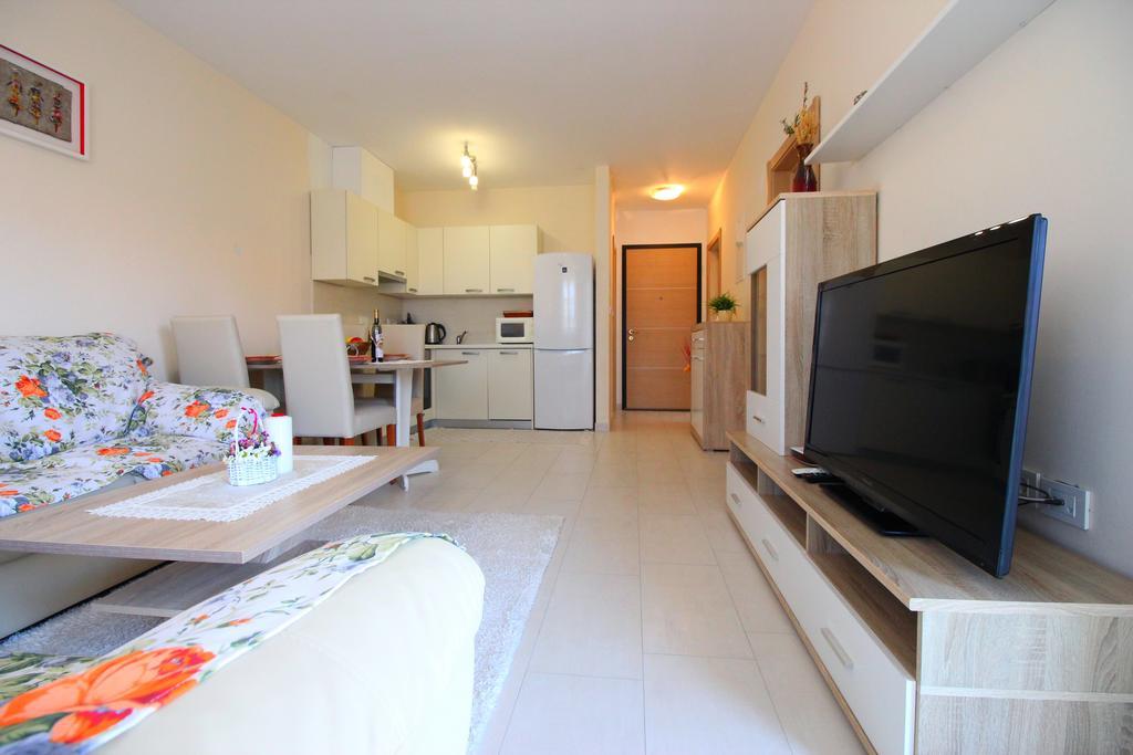 Apartment Brigite โรวีน ภายนอก รูปภาพ